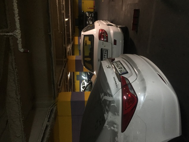 پارکینگ با کف آسفالت