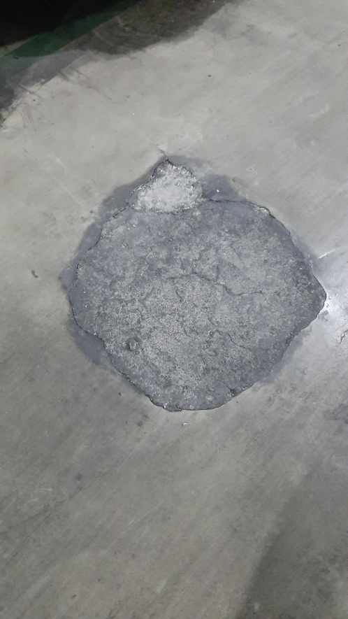 آسیب کف اصلاح شده با بتن